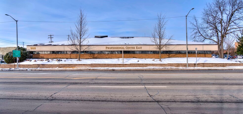 More Photos Of 900 E Michigan Ave, Jackson Office For Lease