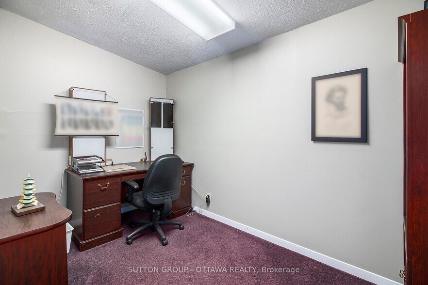 More Photos Of 397 Montreal Rd, Ottawa Office Residential For Sale