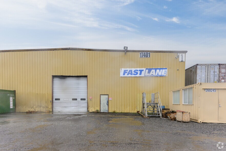 More Photos Of 17401 Adelanto Rd, Adelanto Truck Terminal For Lease