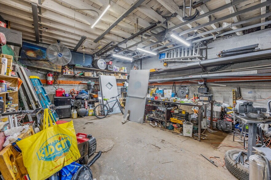 More Photos Of 657 Knickerbocker Ave, Brooklyn Apartments For Sale