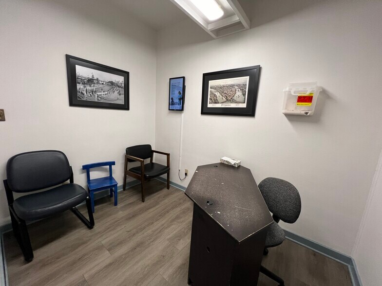 More Photos Of 4212 Old William Penn Hwy, Murrysville Medical For Sale