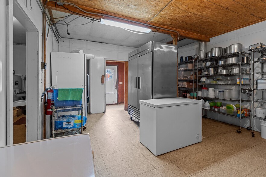 More Photos Of 1128 N Main St, Oakboro Restaurant For Sale
