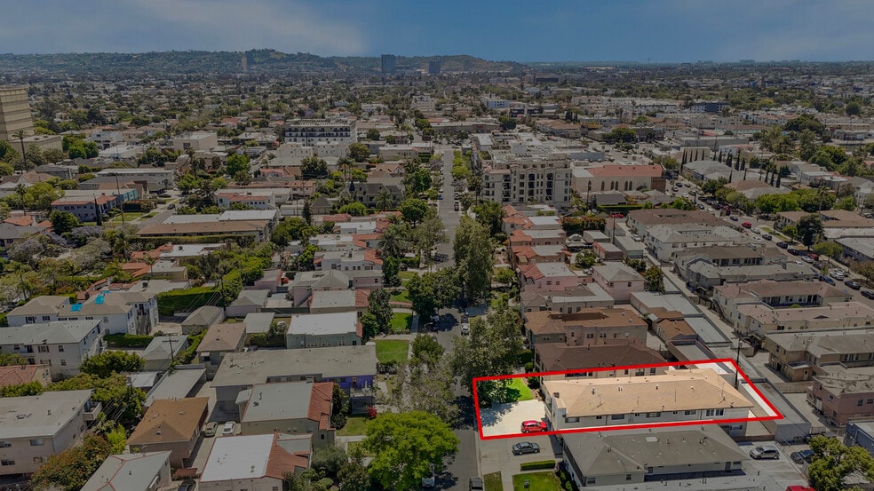 More Photos Of 1217 S Orange Grove Ave, Los Angeles Apartments For Sale