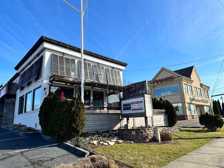More Photos Of 348 Black Rock Tpke, Fairfield Restaurant For Sale