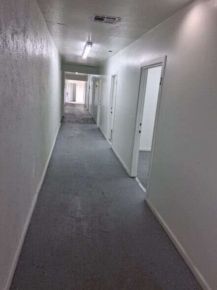 More Photos Of 1605 W Broadway Rd, Phoenix Warehouse For Sale