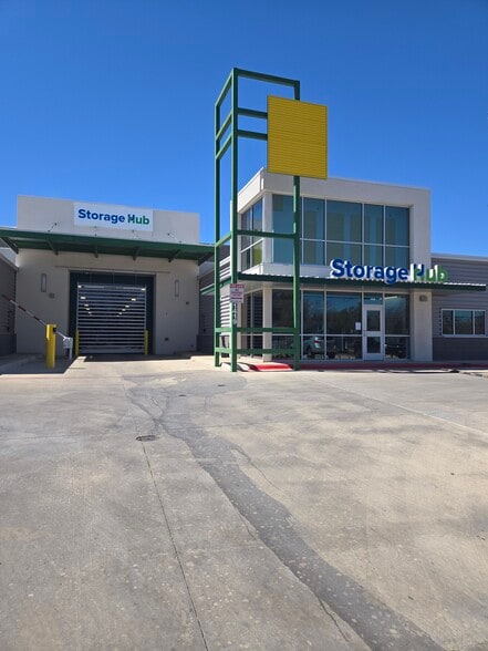 Primary Photo Of 1419 Commercial Ave, San Antonio Self Storage For Lease