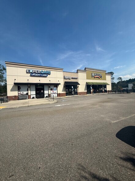 Primary Photo Of 632 W Oglethorpe Hwy, Hinesville Storefront For Lease