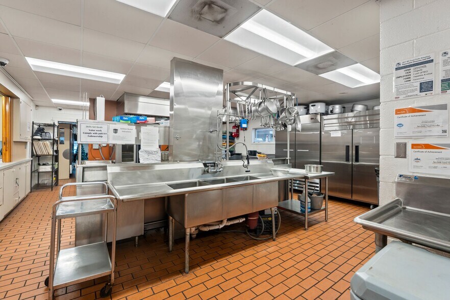 More Photos Of 6692 Valwood Rd, Conover Specialty For Sale