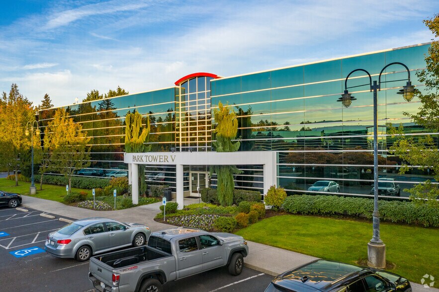 More Photos Of 201 NE Park Plaza Dr, Vancouver Unknown For Sale