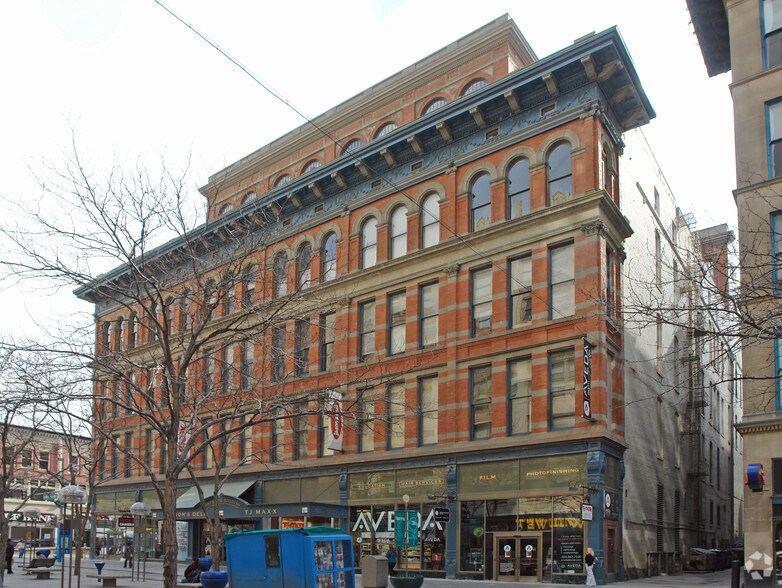 More Photos Of 1555 California St, Denver Apartments For Lease