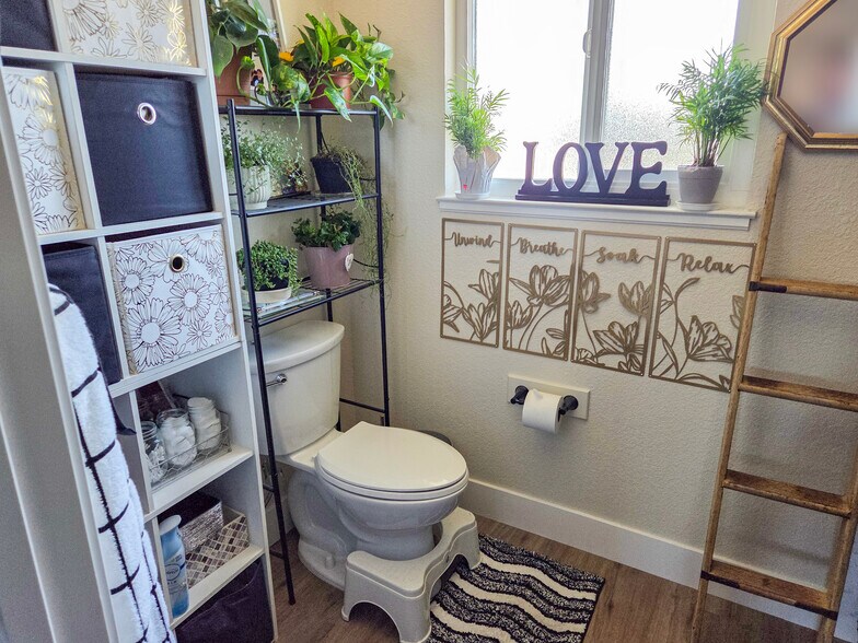More Photos Of 4015 Hoen Ave, Santa Rosa Apartments For Sale