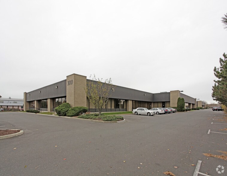 Primary Photo Of 300 Long Beach Blvd, Stratford Light Distribution For Lease