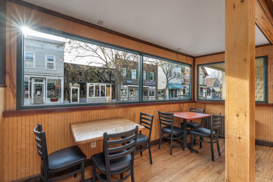More Photos Of 30-32 Front St, Greenport Storefront Retail Residential For Sale