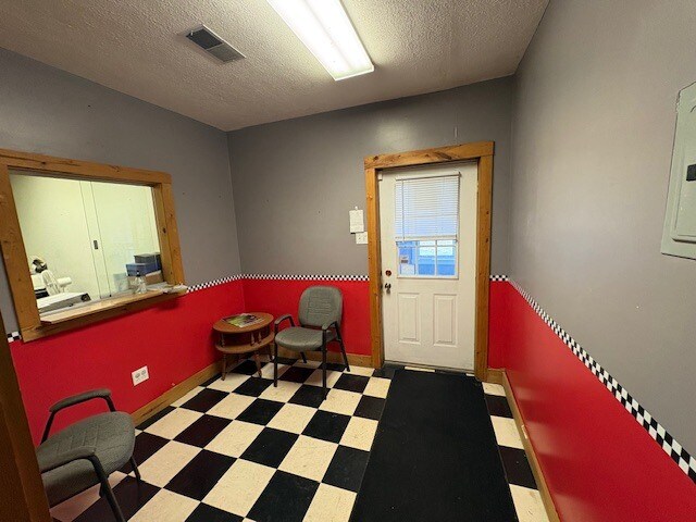 More Photos Of 1290 W Main St, Wilmington Auto Repair For Sale