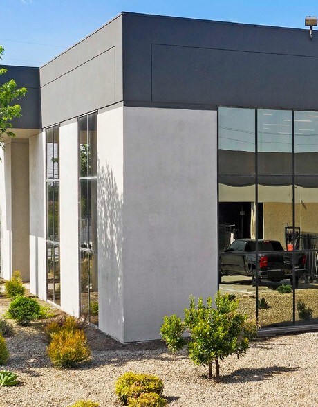 More Photos Of 10521-10579 Dale Ave, Stanton Warehouse For Lease