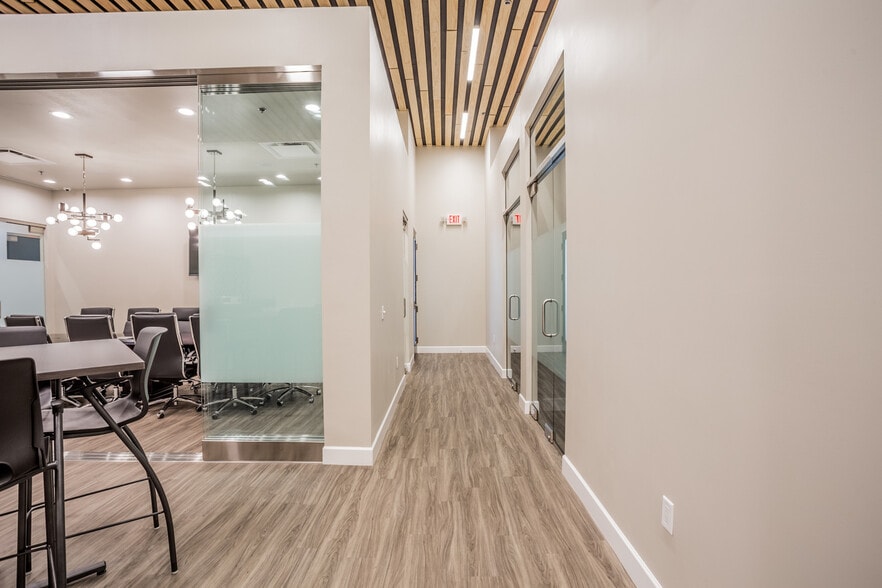 More Photos Of 1324 N Farrell Ct, Gilbert Warehouse For Sale