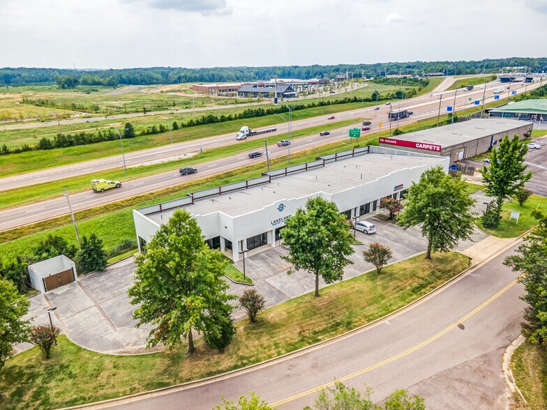 Primary Photo Of 9875 Huff Puff Rd, Lakeland Freestanding For Lease