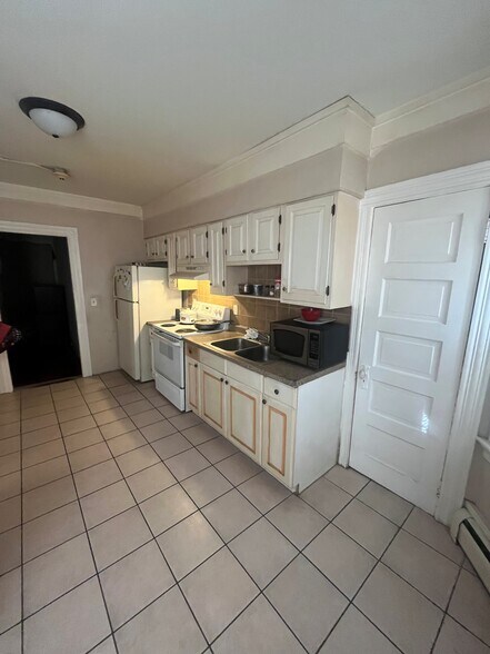 More Photos Of 41 Yale Ave, Providence Apartments For Sale