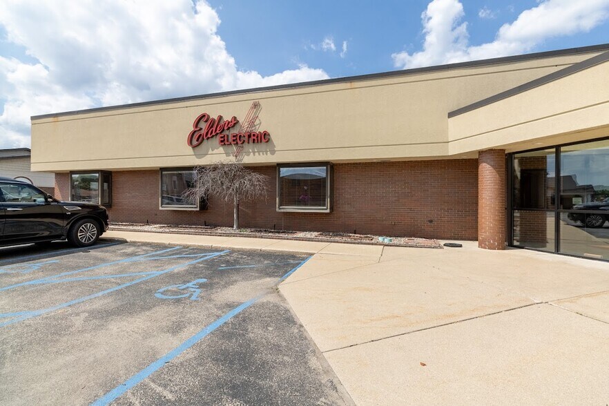Primary Photo Of 4051 Chicago Dr SW, Grandville Freestanding For Lease