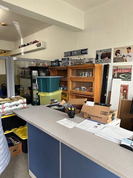 More Photos Of 220 Highland Pky, Tonawanda Storefront Retail Office For Lease