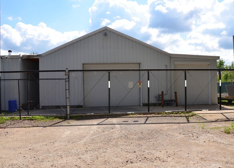 More Photos Of 1207 G Ave NE, Cedar Rapids Industrial For Sale