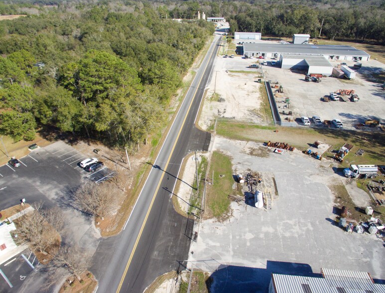 More Photos Of 140 Palm St NE, Live Oak Manufacturing For Lease