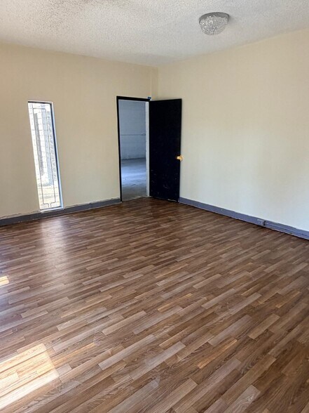 More Photos Of 7635 Serapis Ave, Pico Rivera Warehouse For Lease