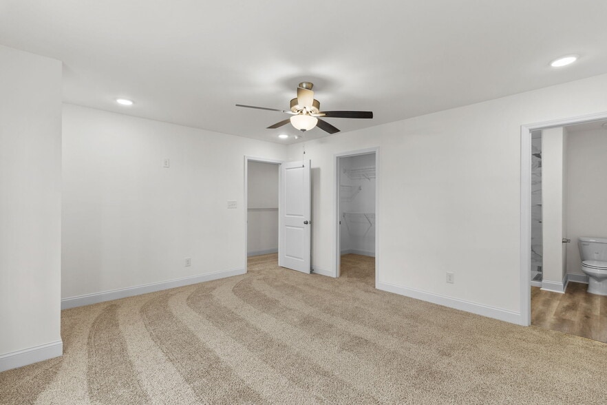 More Photos Of , Fayetteville Multifamily For Sale