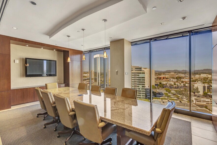 More Photos Of 3101-3111 N Central Ave, Phoenix Office For Lease