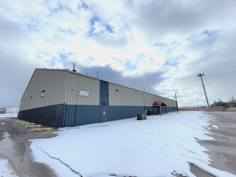 More Photos Of 2250 S 850 W, Woods Cross Warehouse For Lease