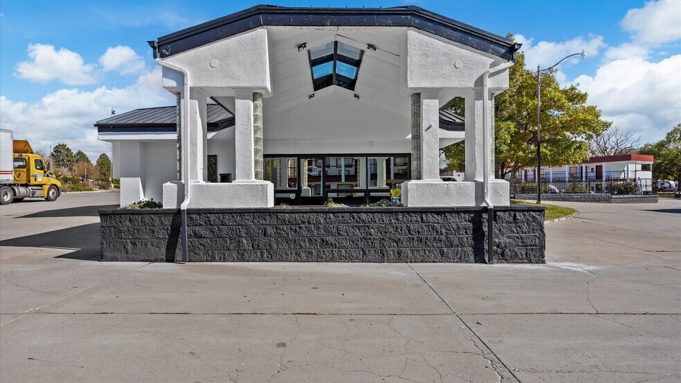 More Photos Of TBD E Main St, Montrose Hotel For Sale