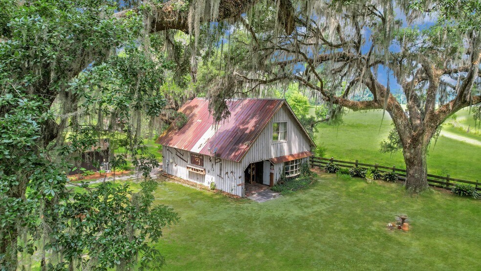 More Photos Of 1871 GA Highway 99, Brunswick Specialty For Sale