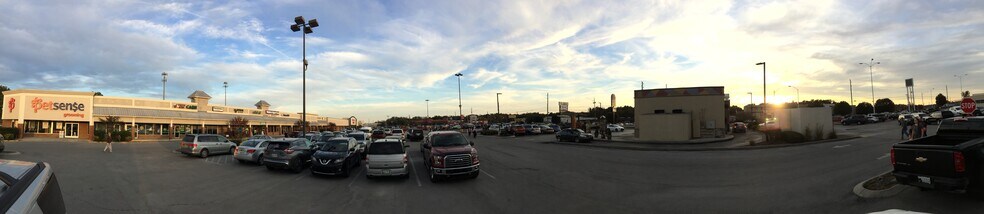 More Photos Of 1802 N Jackson St, Tullahoma Unknown For Lease