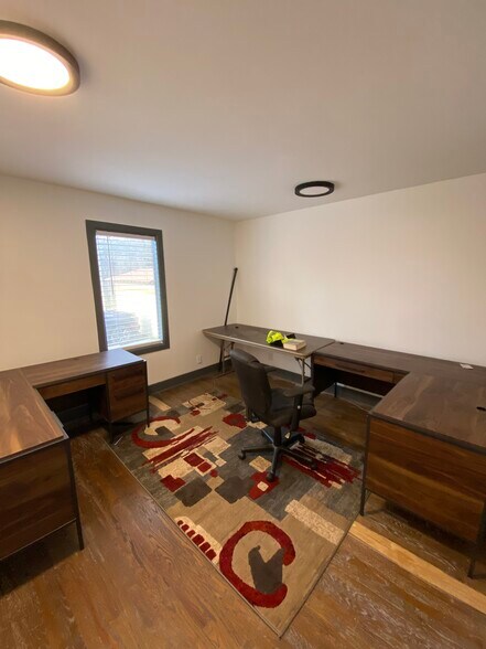 More Photos Of 311 Bluebird Dr, Goodlettsville Office For Lease