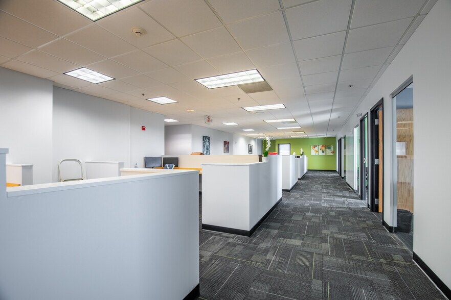 More Photos Of 9666 Olive Blvd, Olivette Office For Lease