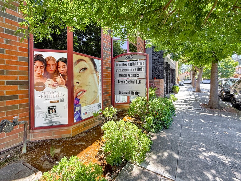 More Photos Of 885 Oak Grove Ave, Menlo Park Office For Lease