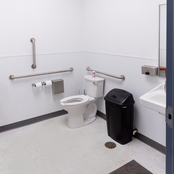 More Photos Of 2330 County Road 137, Waite Park Manufacturing For Sale