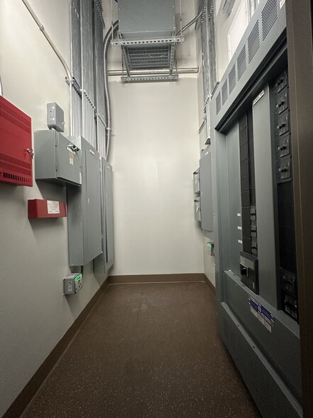 More Photos Of 3481 N University Dr, Coral Springs General Retail For Sale