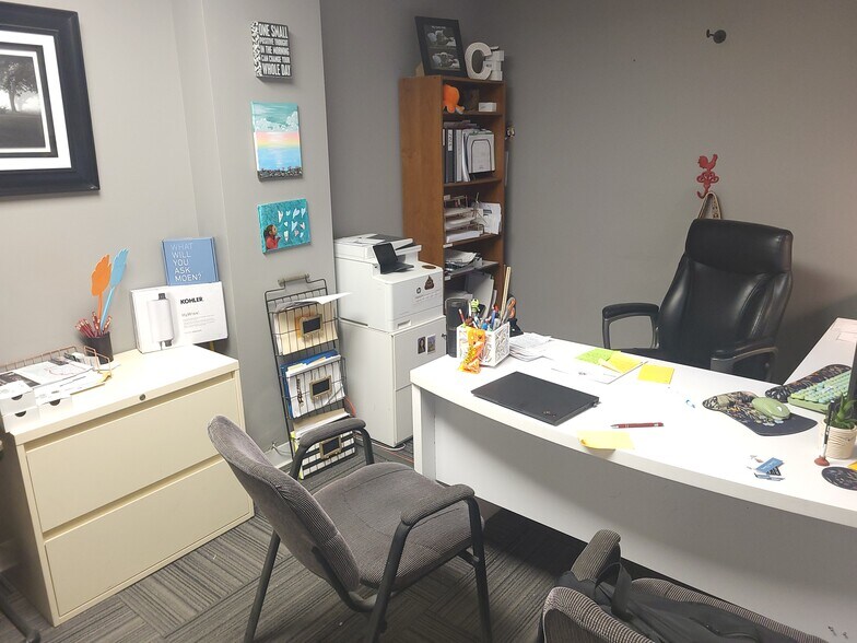 More Photos Of 400 Talcottville Rd, Vernon Rockville Office For Lease