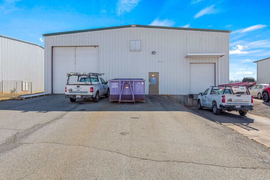 More Photos Of 106 Twenty Nine Ct, Williamston Warehouse For Sale