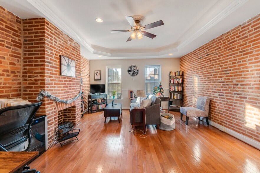 More Photos Of 1133 Light St, Baltimore Storefront Retail Office For Sale