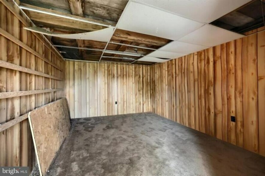 More Photos Of 4951 Carlisle Rd, Dover Industrial For Sale