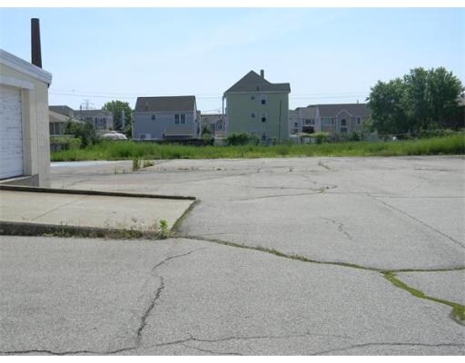 More Photos Of 188 Duluth St, Fall River Light Distribution For Sale