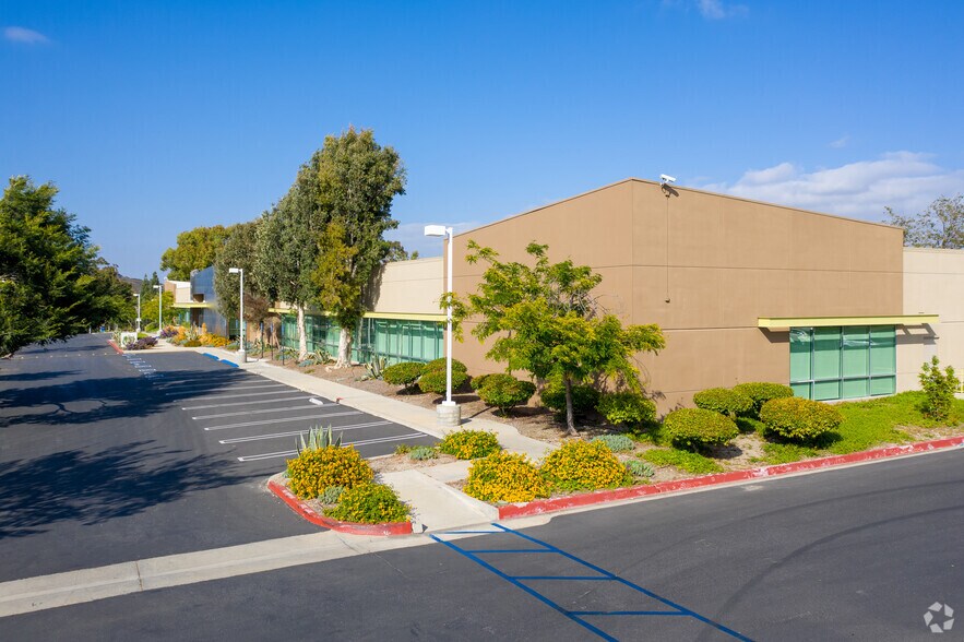 More Photos Of 1535 Rancho Conejo Blvd, Thousand Oaks Unknown For Lease