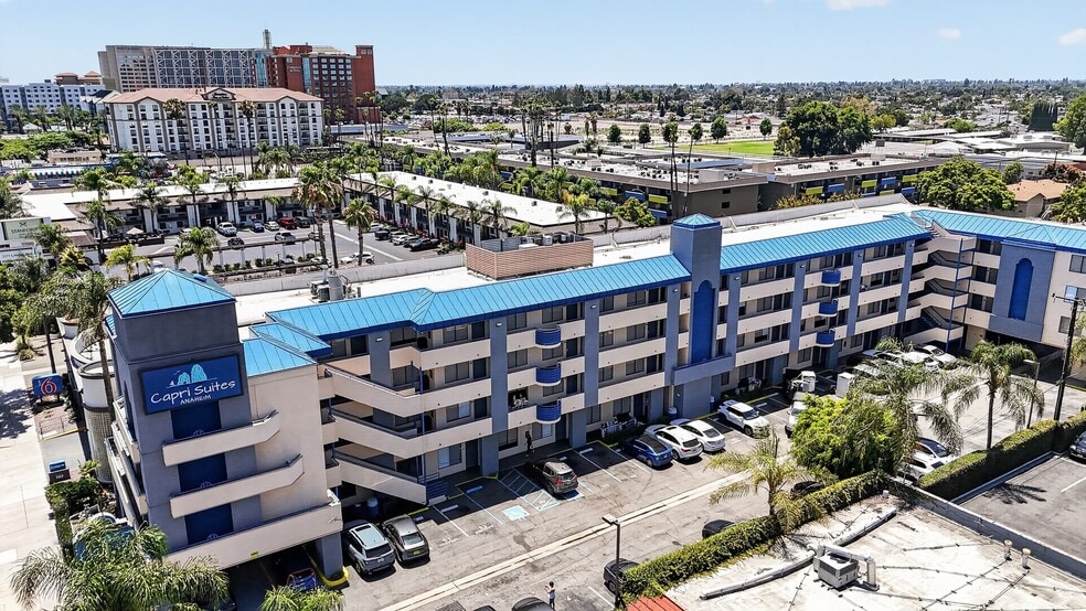 More Photos Of 2141 S Harbor Blvd, Anaheim Hotel For Sale