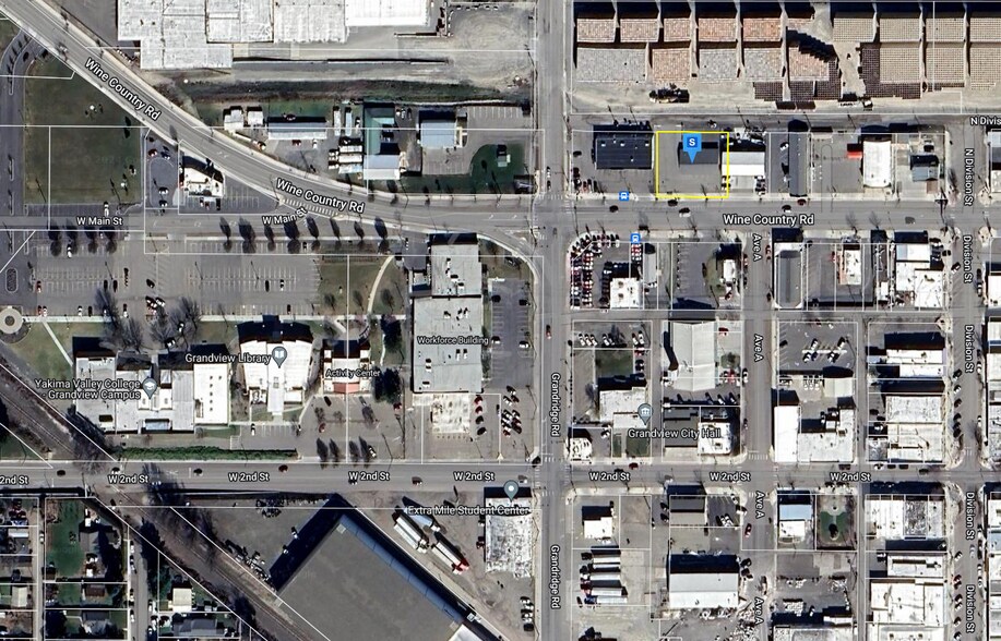 More Photos Of 223 W Wine Country Rd, Grandview Office For Sale