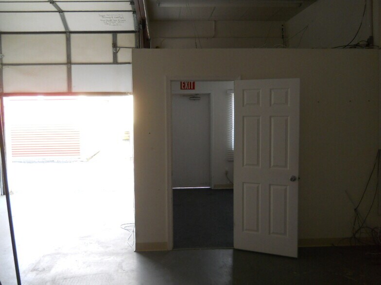 More Photos Of 355 W Main St, Norristown Office For Lease