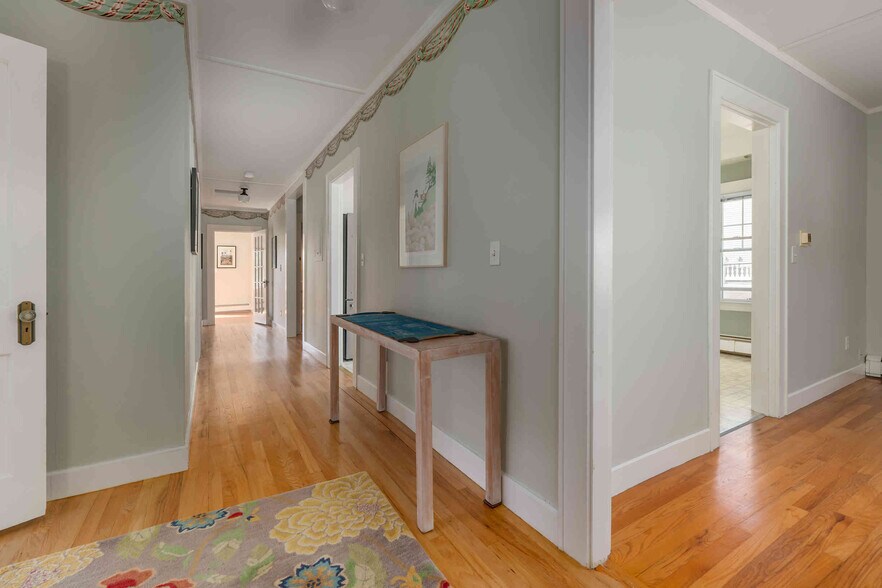 More Photos Of 435 York St, York Office Residential For Sale