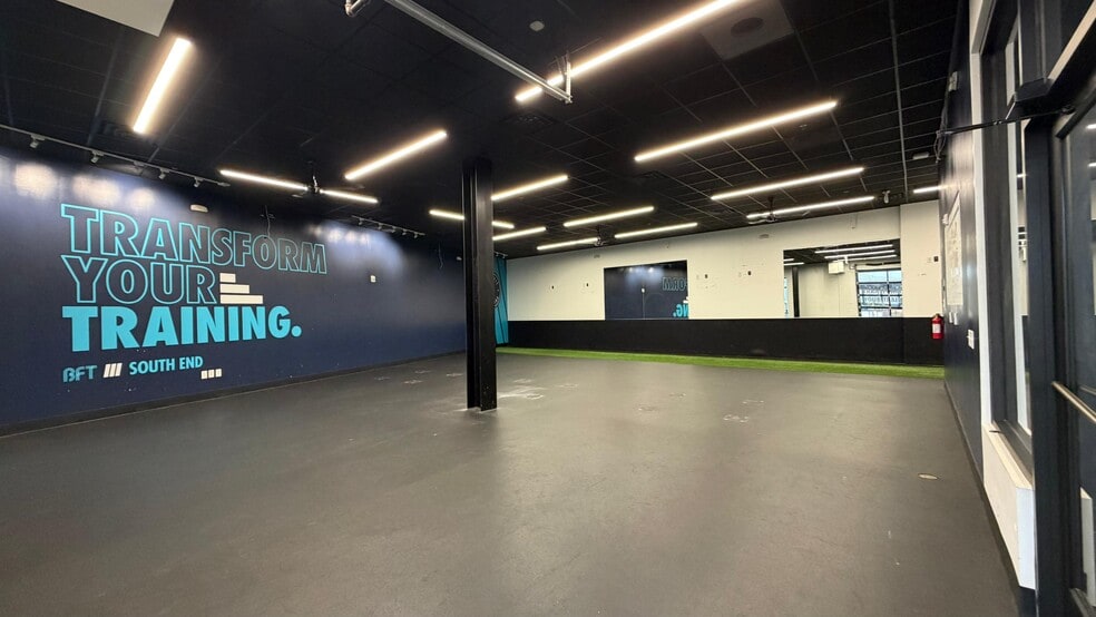 More Photos Of 3232 South Blvd, Charlotte Unknown For Lease