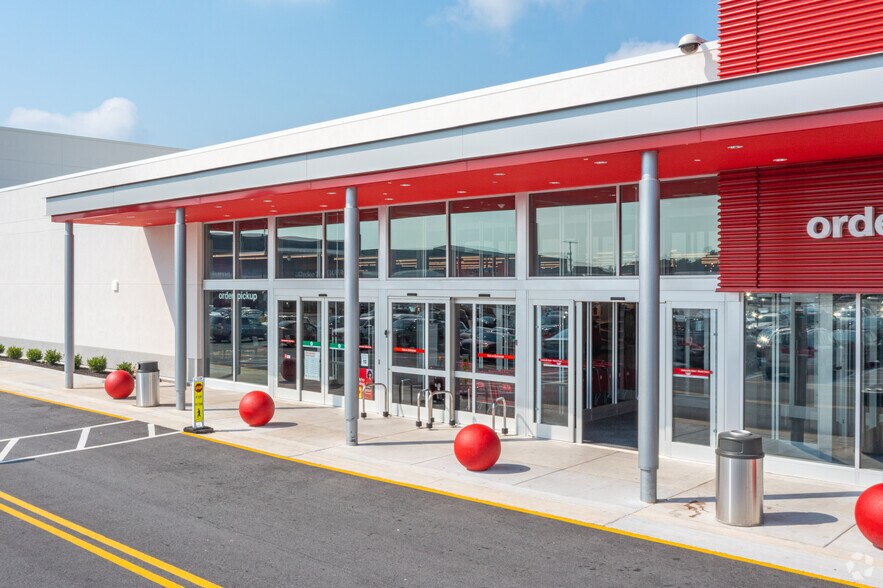 More Photos Of Kirkwood Hwy & Centervill Rd, Wilmington Unknown For Lease